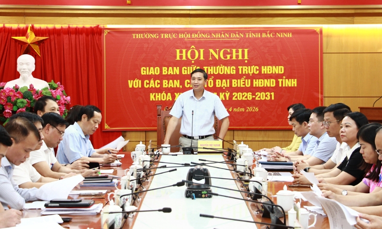  Thường trực HĐND tỉnh giao ban với các Ban, Tổ đại biểu HĐND tỉnh 