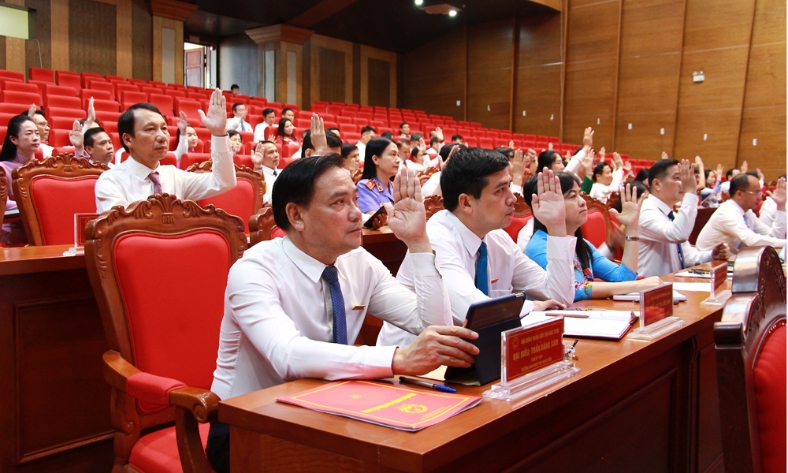  Kỳ họp thứ 8 HĐND tỉnh Bắc Ninh: Thông qua 12 nghị quyết quan trọng