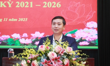  Chủ tịch HĐND tỉnh Nguyễn Việt Oanh tiếp xúc cử tri các phường, xã: Chũ, Phượng Sơn, Nam Dương, Kiên Lao