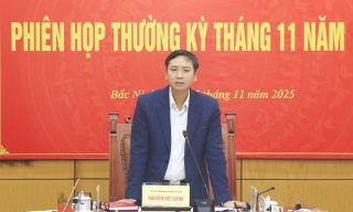 Chủ tịch HĐND tỉnh Nguyễn Việt Oanh: Công khai, minh bạch, nâng cao hiệu quả giải quyết kiến nghị của cử tri