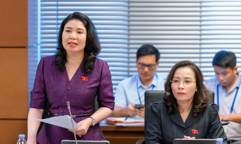  Đoàn Đại biểu Quốc hội tỉnh Bắc Ninh thảo luận về dự án đường Vành đai 5 và đường sắt Lào Cai - Hà Nội - Hải Phòng