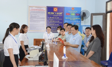  Xây dựng chính quyền điện tử, nâng cao chất lượng phục vụ người dân