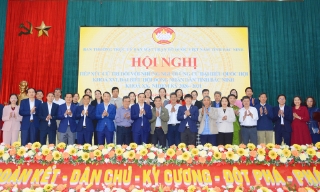 Ứng cử viên đại biểu Quốc hội và HĐND tỉnh tiếp xúc cử tri tại đơn vị bầu cử số 4 và số 14