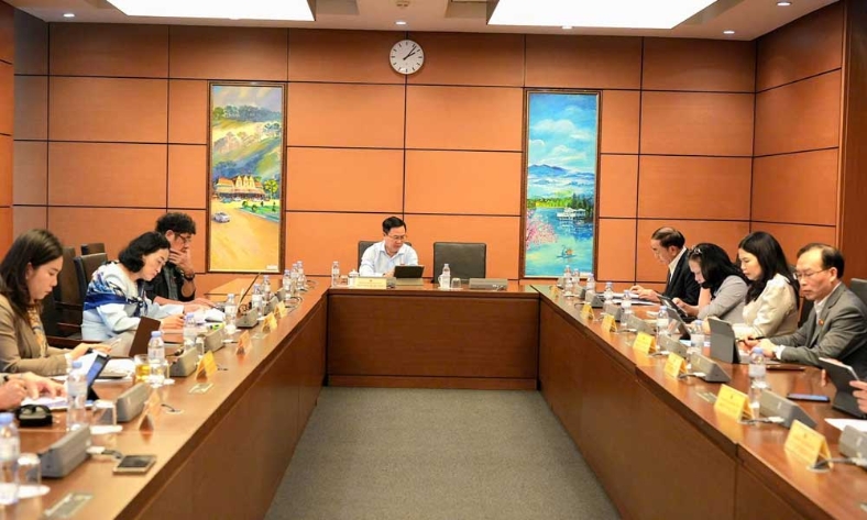  Đại biểu Quốc hội tỉnh Bắc Ninh thảo luận tại tổ về 3 dự án luật lĩnh vực khoa học công nghệ