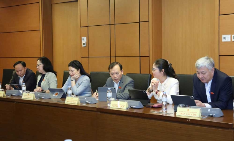  Đoàn đại biểu Quốc hội tỉnh Bắc Ninh thảo luận tại tổ về quy hoạch