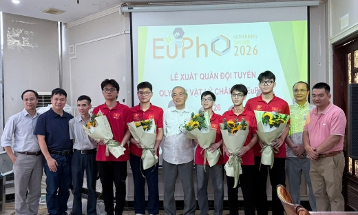 2 học sinh Bắc Ninh dự Lễ xuất quân đội tuyển Việt Nam thi Olympic Vật lý châu Âu 2026