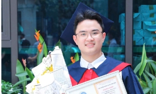 Cựu học sinh Chuyên Bắc Ninh là thủ khoa đầu ra Trường Đại học Công nghệ 