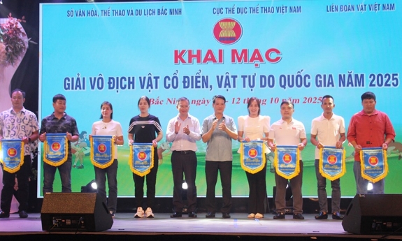 Khai mạc Giải Vô địch Vật cổ điển, Vật tự do quốc gia năm 2025
