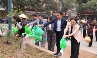 Phường Đồng Nguyên trồng cây xanh, chỉnh trang khuôn viên Khu di tích lịch sử Đình, Chùa Đồng Kỵ