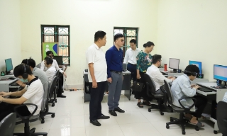 Khai giảng 2 lớp dạy nghề cho hội viên Hội Người mù tỉnh