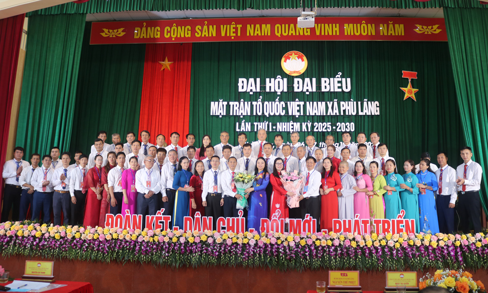 Khơi dậy sức mạnh khối đại đoàn kết toàn dân, xây dựng Phù Lãng sớm trở thành phường