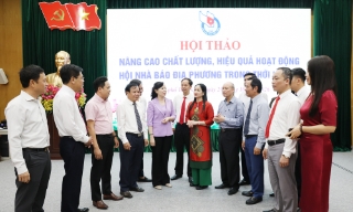Nâng cao hiệu quả hoạt động Hội Nhà báo địa phương, hướng tới lợi ích thiết thực của hội viên 