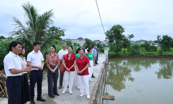 Chia sẻ kinh nghiệm xây dựng mô hình Câu lạc bộ Liên thế hệ tự giúp nhau