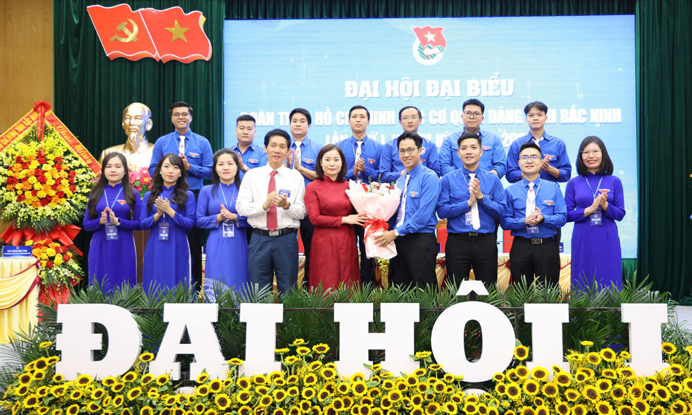  Khơi dậy khát vọng cống hiến của tuổi trẻ Đoàn Thanh niên Các cơ quan Đảng tỉnh