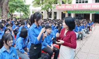 Hơn 1 nghìn học sinh Trường Trung học phổ thông Lạng Giang số 3 được truyền thông dân số và tư vấn tâm lý lứa tuổi