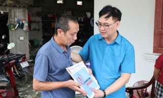 Bắc Ninh: Thăm hỏi, hỗ trợ gia đình nữ công nhân tử vong do tai nạn giao thông